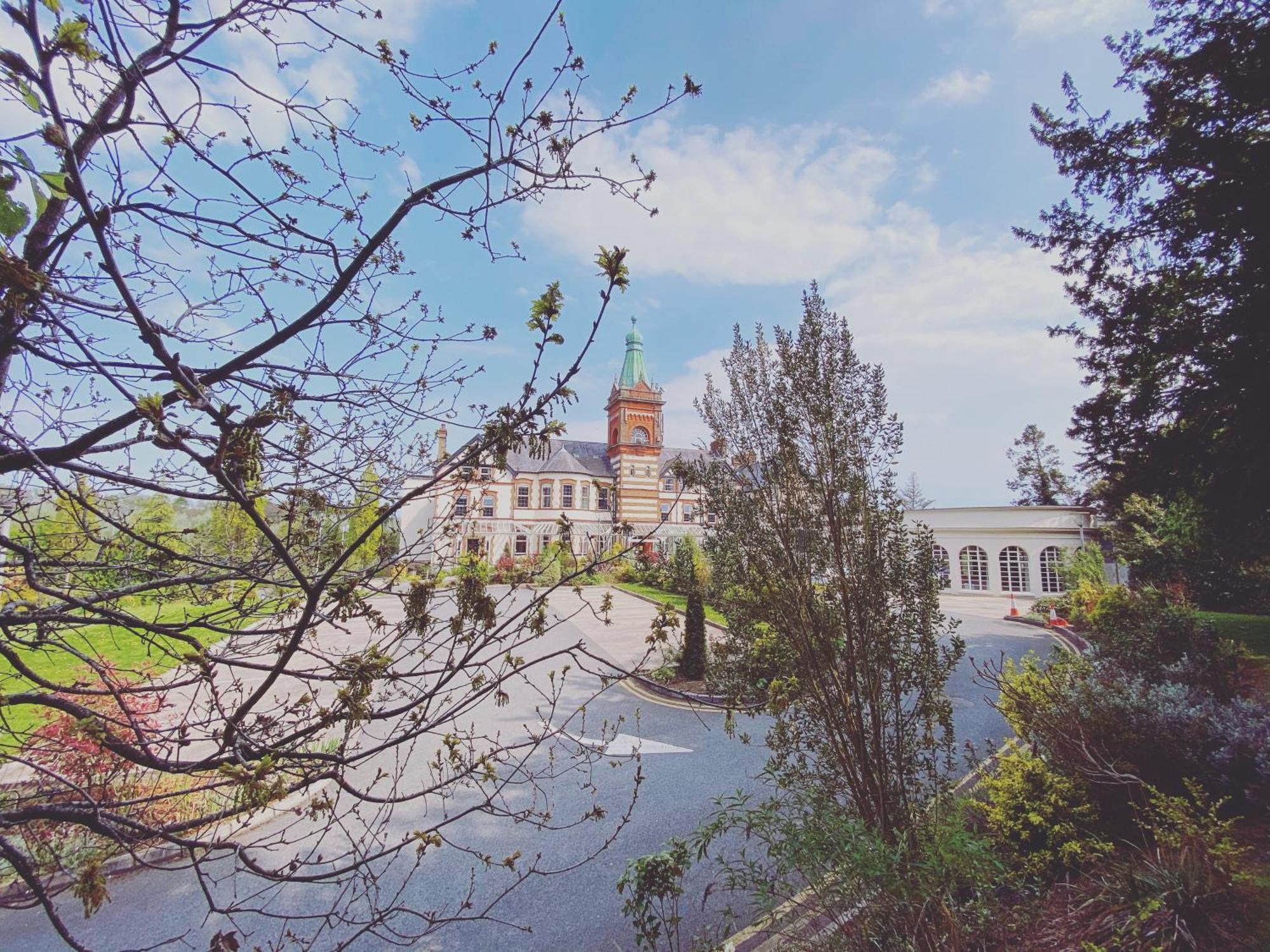 The Lucan Spa Hotel Exterior photo
